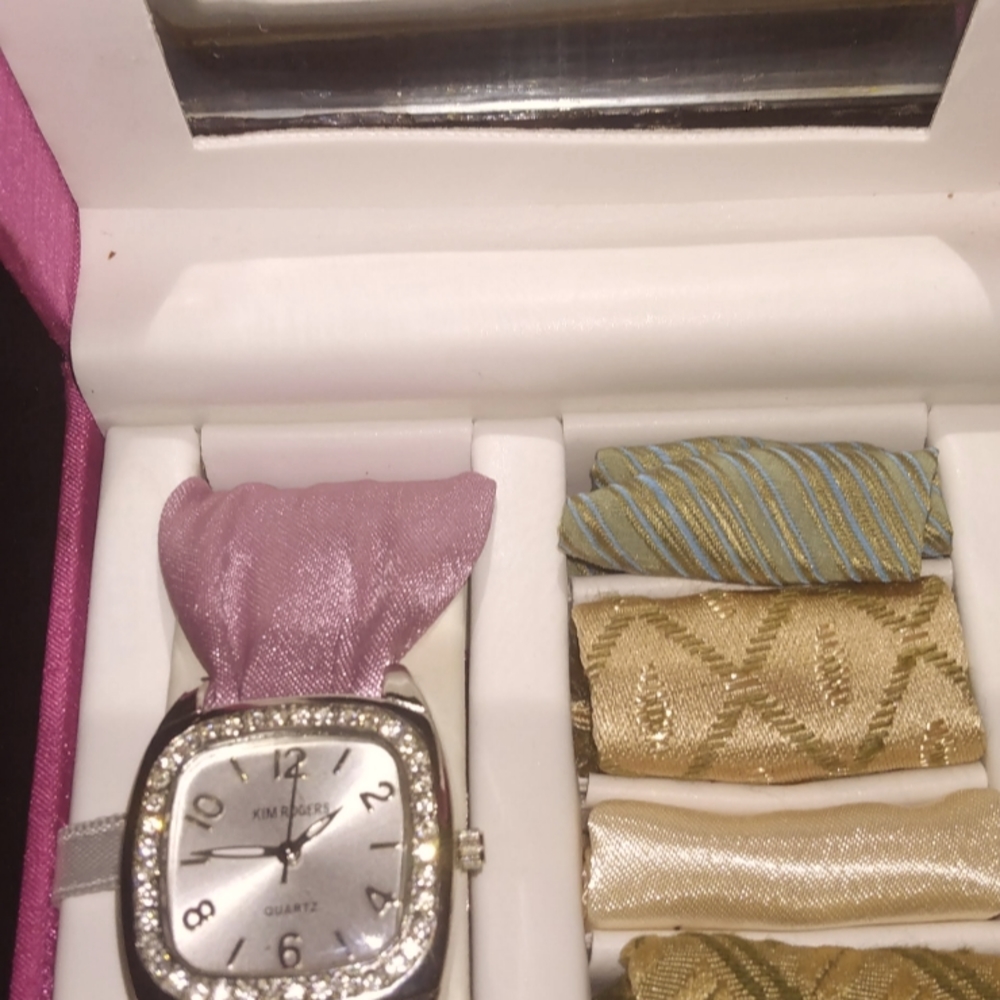 NWOT Kim Roger's Box Watch Set
